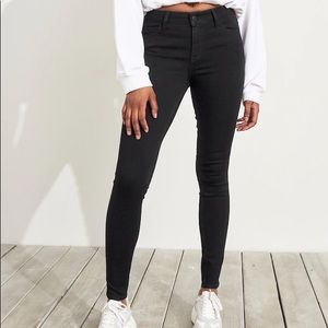 Hollister Co Super Skinny Jeans